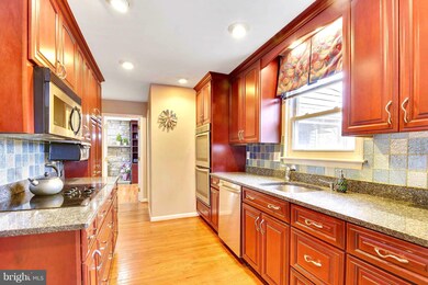 15033 Joshua Tree Rd, North Potomac, MD 20878 - photo 7