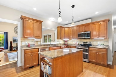 19 Cortland Way, Grafton, MA 01519 - photo 5