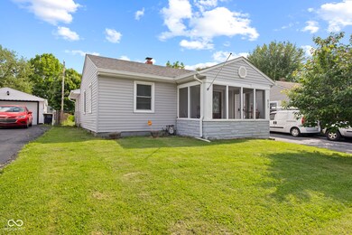 633 Fletcher Ln, Beech Grove, IN 46107 - photo 3