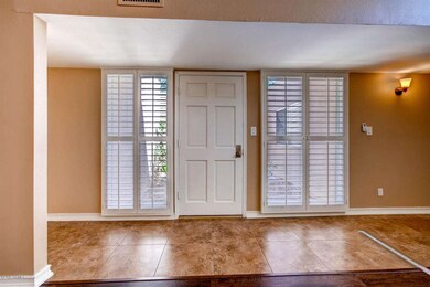 8785 E Via De Sereno-large-006-Foyer-150