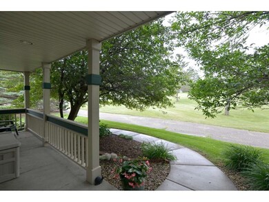 919 Foxboro Dr unit 919, Oregon, WI 53575 - photo 2