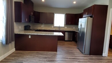 3245 Dixie Dr unit B, Houston, TX 77021 - photo 2