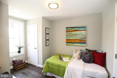 710 712 Shepherd Rd NW unit 1, Washington, DC 20011 - photo 2