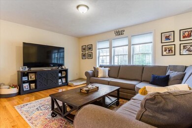 16 Truelson Dr, Randolph, MA 02368 - photo 5