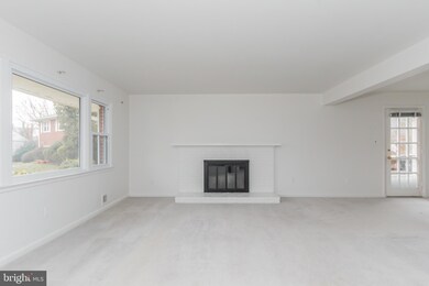 6019 Nealon Place, Alexandria, VA 22312 - photo 4