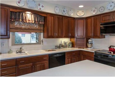 CORIAN COUNTERS