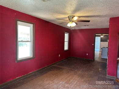 1521 N 10th Ave, Durant, OK 74701 - photo 3