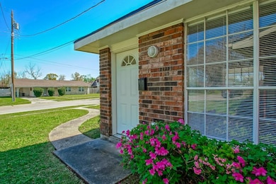 10516 Carthage St, New Orleans, LA 70123 - photo 5