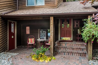 004-Front_Entrance-3565967-medium