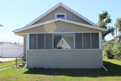 1023 F Ave NW, Cedar Rapids, IA 52405 - photo 3