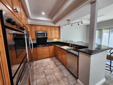 8597 Via Mallorca unit F, La Jolla, CA 92037 - photo 7