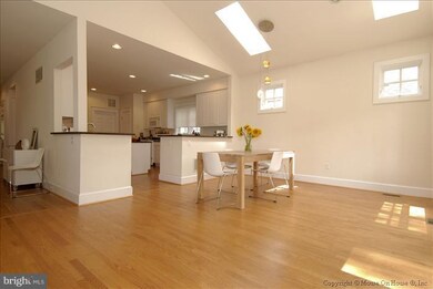 1019 Moss Haven Ct, Annapolis, MD 21403 - photo 4