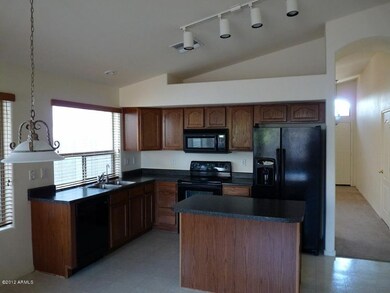 4-Kitchen