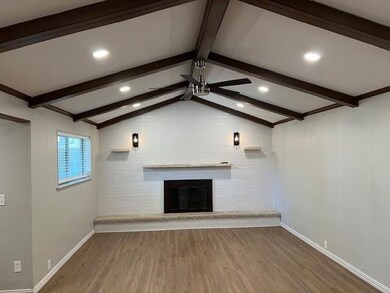 1018 Kent Dr, Gainesville, TX 76240 - photo 3