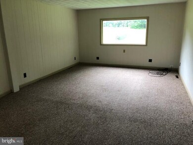 1065 Black Oak Rd, Warfordsburg, PA 17267 - photo 6