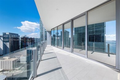 Aston Martin Residences unit 3506, Miami, FL 33131 - photo 6