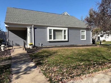 343 Narragansett Ln, Monroe Township, NJ 08831 - photo 2