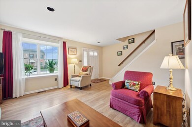 376 Scola Rd, Brookhaven, PA 19015 - photo 2