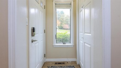 7 Westminster Dr unit U162, Nashua, NH 03064 - photo 2