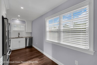 419 10th Ave unit Rear, Belmar, NJ 07719 - photo 5