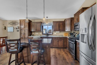 1718 18th St NE, Sauk Rapids, MN 56379 - photo 4