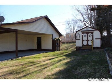 188 Brookside Dr, Hendersonville, NC 28792 - photo 2