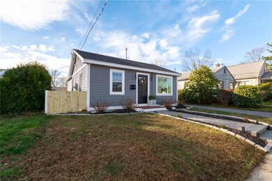 20 Mumford Ave, Newport, RI 02840 - photo 3