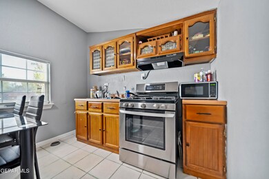 421 Valle Palos Verdes Dr, El Paso, TX 79927 - photo 5