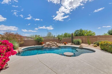 Wonderful, private backyard!