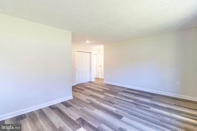 12 Galveston St SW unit 102, Washington, DC 20032 - photo 4