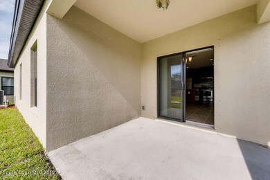 Keystone C-small-011-9-Patio-666x445-72d