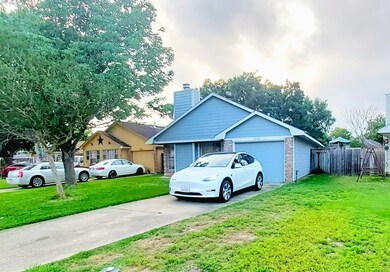 1912 Pine Dr, Rosenberg, TX 77471 - photo 2