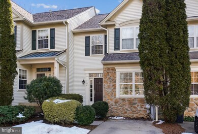 7302 Shady Glen Dr, Columbia, MD 21046 - photo 2