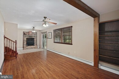 1018 Chestnut Ave, Laurel Springs, NJ 08021 - photo 2
