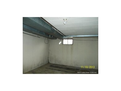 909 Brookwood Dr, New Albany, IN 47150 - photo 7