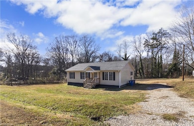 4760 Ader Dr, Winston-Salem, NC 27105 - photo 4