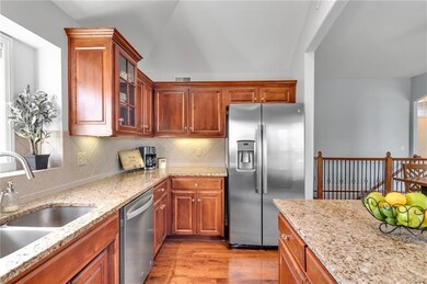 617 Duncan Cir, Raymore, MO 64083 - photo 5