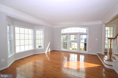 7804 Killbarron Dr, Laurel, MD 20707 - photo 5