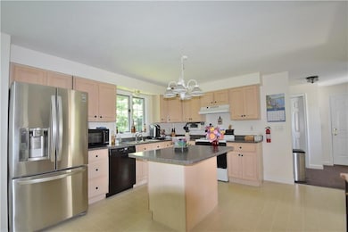 35 Clearwater Dr, Scarborough, ME 04074 - photo 7