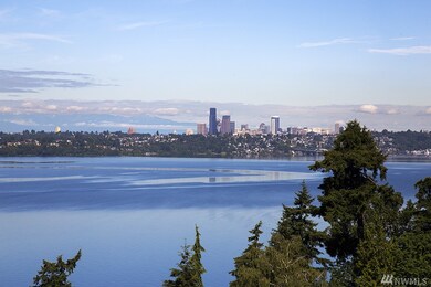 4735 W Mercer Way, Mercer Island, WA 98040 - photo 2