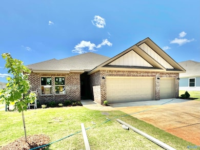 16896 Whispering Pines Dr, Athens, AL 35611 - photo 2