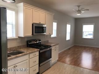 308 Sherwood Ave, Three Oaks, MI 49128 - photo 6