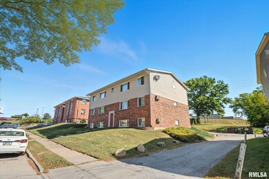 3553 Kimberly Downs Rd, Davenport, IA 52807 - photo 6