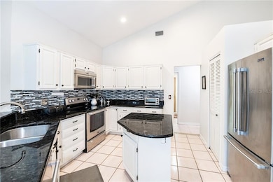 1089 Almond Tree Cir, Orlando, FL 32835 - photo 6