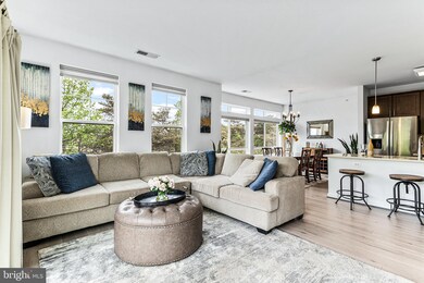 9430 Silver King Ct unit 408, Fairfax, VA 22031 - photo 7