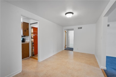 8784 Terrace Dr, Pittsburgh, PA 15237 - photo 7