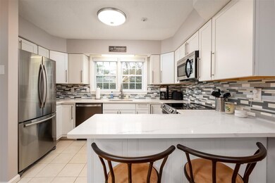 3 Williamsburg Cir unit C, Laconia, NH 03246 - photo 4