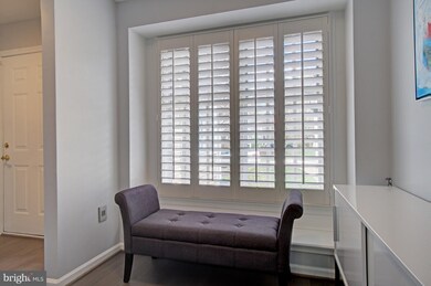 1266 Lamplighter Way, Reston, VA 20194 - photo 5