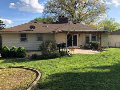 4921 Mockingbird Lane
