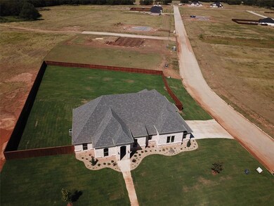 116 Chisolm Trail, Pottsboro, TX 75076 - photo 2